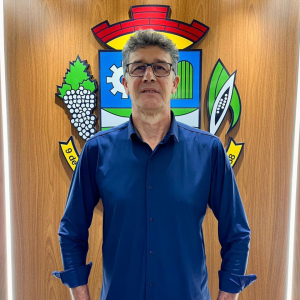 Luis Carlos Demari