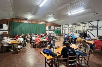Torneio de Canastra e Bisca vai para a semifinal
