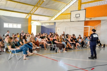 Servidores da Educação participam de capacitação sobre a Lei Lucas com Bombeiros Militares de Estrela