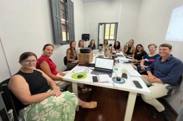 Secretaria de Educação recebe equipes diretivas para planejamento do ano letivo
