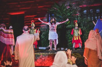 Imigrante inicia preparativos para a 17ª Paixão de Cristo