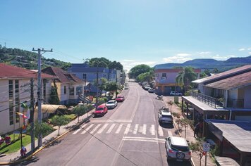 Imigrante investirá cerca de R$ 1 milhão em pavimentação