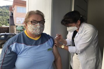 Todas as vacinas recebidas para 1ª dose contra Covid-19 foram aplicadas em Imigrante