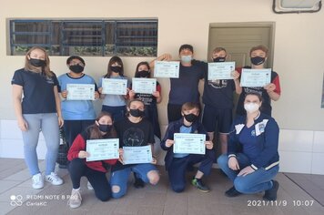 Alunos da EMEF Santo Antônio recebem medalhas da ONEE