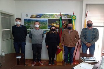 Amturvales visita Imigrante e realiza roteiro aos pontos turísticos