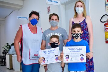 Imigrante já vacinou 30 crianças contra a Covid