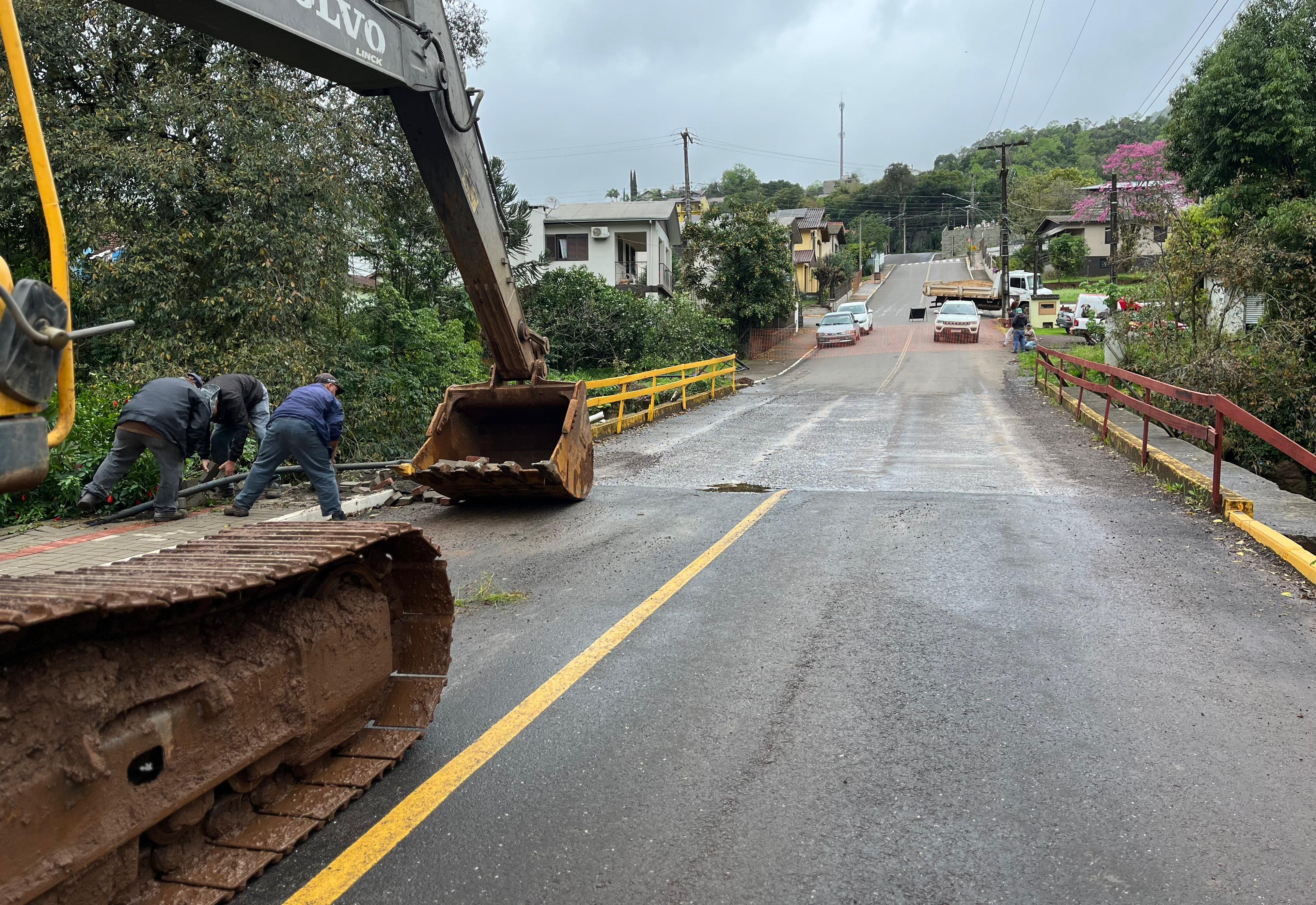 Inicia a obra da nova Ponte do Remo, a 12ª reconstruída em Imigrante