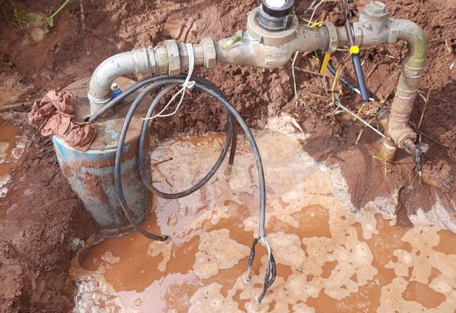 Água de poços de associações não estão aptas ao consumo humano