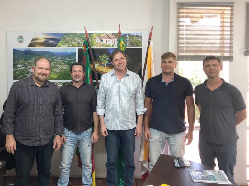 Deputado Lucas Redecker visita Imigrante