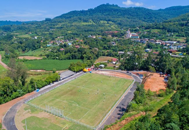 Riograndense reúne comunidade para festejar o centenário