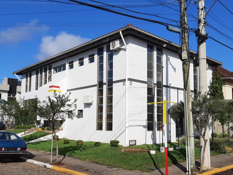Quinta-feira de expediente interno na Prefeitura de Imigrante