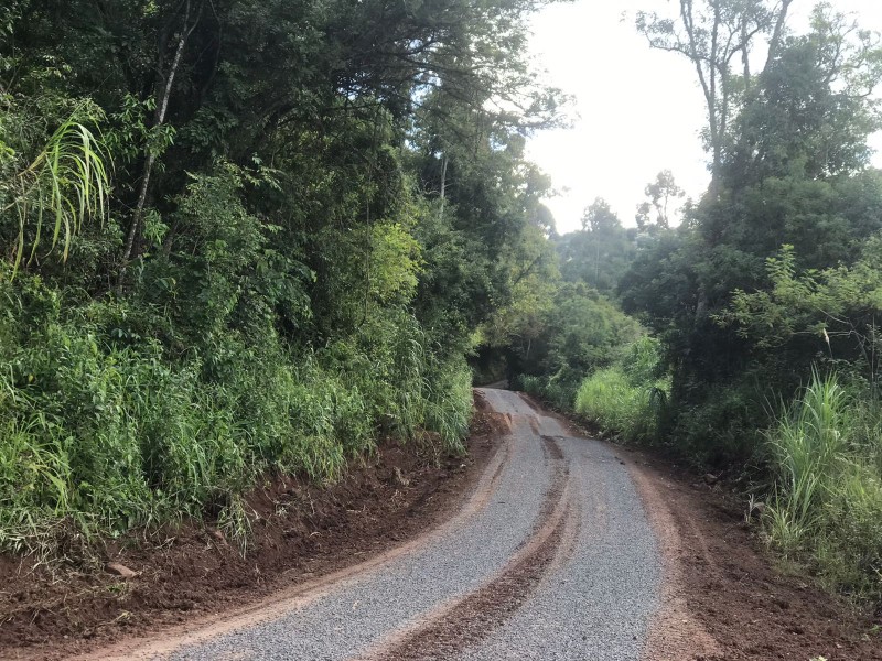 Melhorias nas estradas do interior continuam