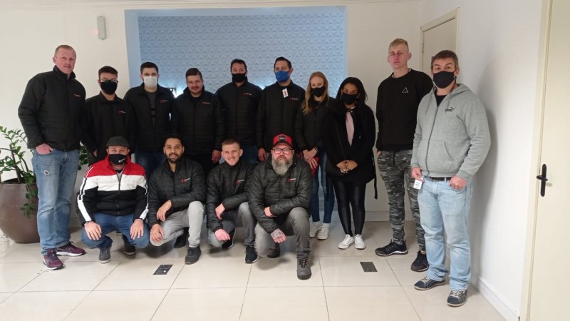 Saúde de Imigrante participa da 18ª Sipat da Metalúrgica Hassmann
