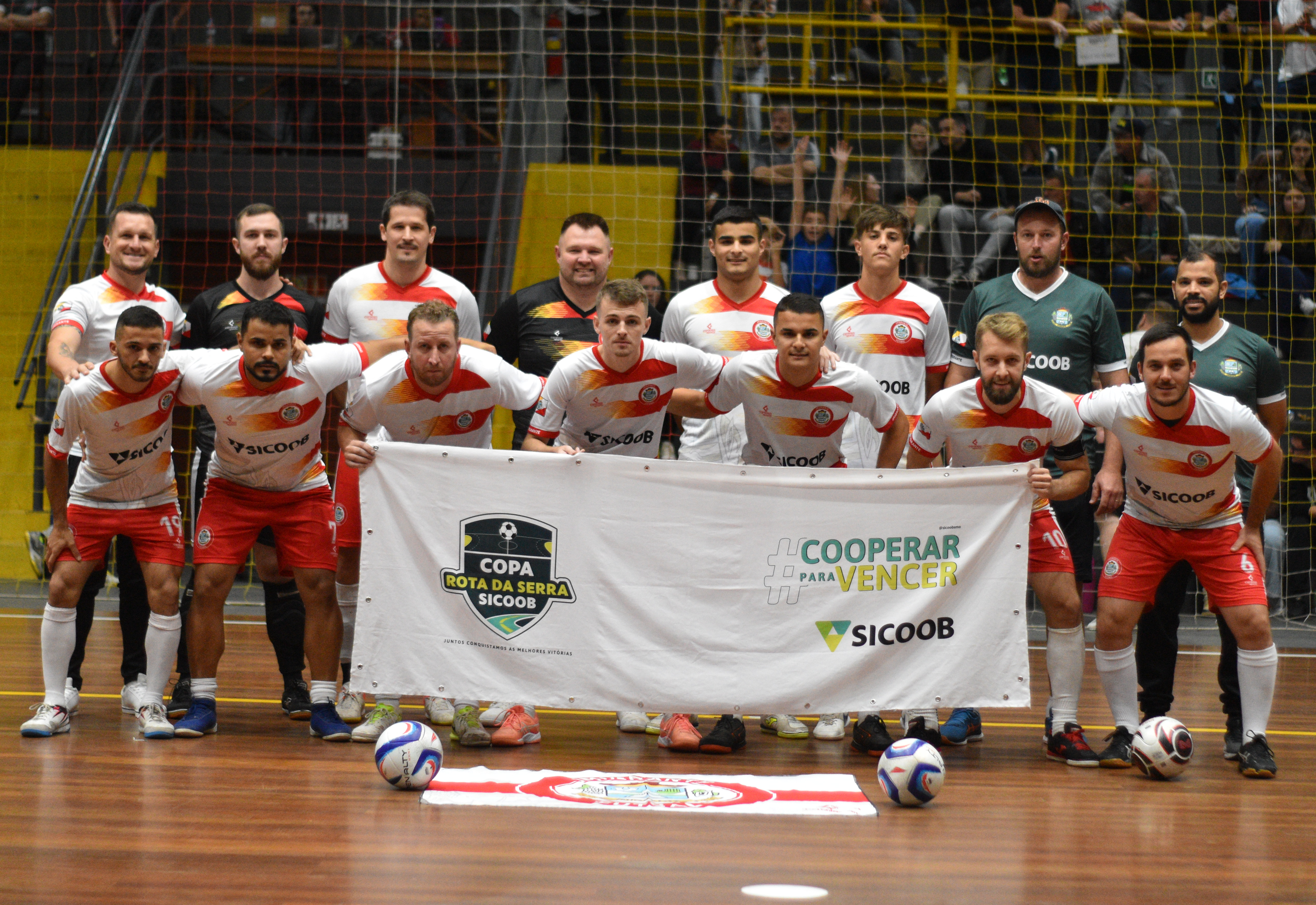 Imigrante disputa vaga na final Força Livre da 3ª Copa Rota da Serra de Futsal