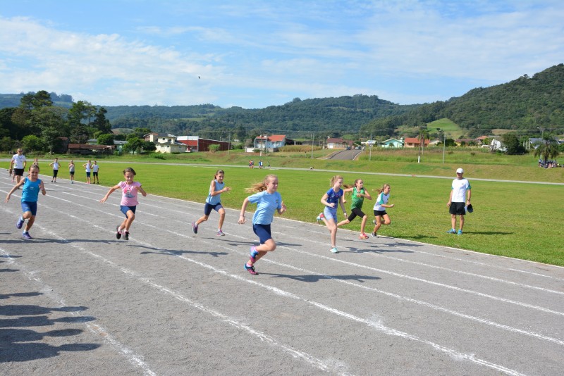 Alunos de Imigrante foram destaque em Torneio de Atletismo