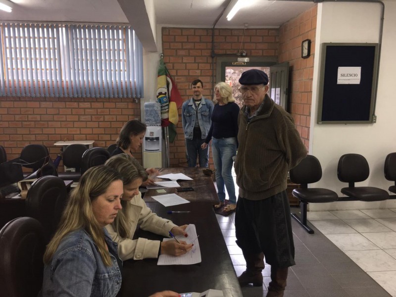 População elege os cinco conselheiros tutelares de Imigrante